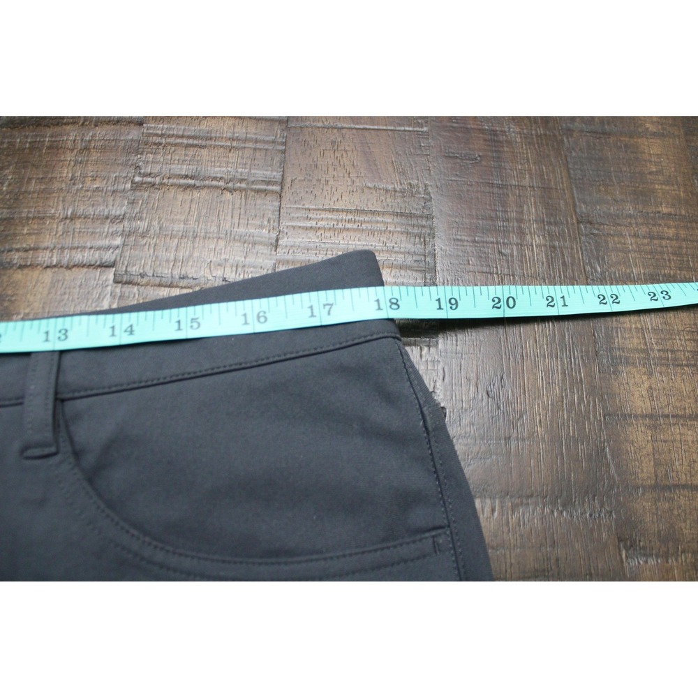 Vuori Pants Mens 34x32 Gray Microfiber Chino Regular Fit Straight Leg Casual - Picture 3 of 7